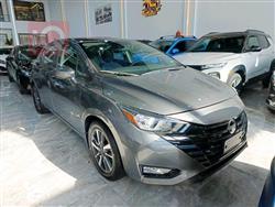 نيسان فيرسا